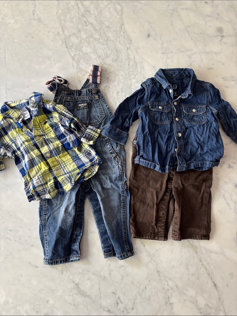12 month bundle - Gap set and carters set